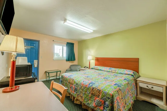 غرفة بسرير كوين، Hotel O Longhorn Boise City OK 2/4