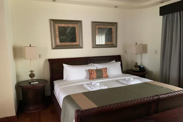 جناح جونيور بسرير كينج بإطلالة على الجبل بشرفة، Borinquen Thermal Resort 3/7