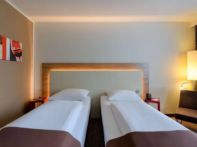 Superior, Single Bed, Mercure Hotel Stuttgart Airport Messe 7/10
