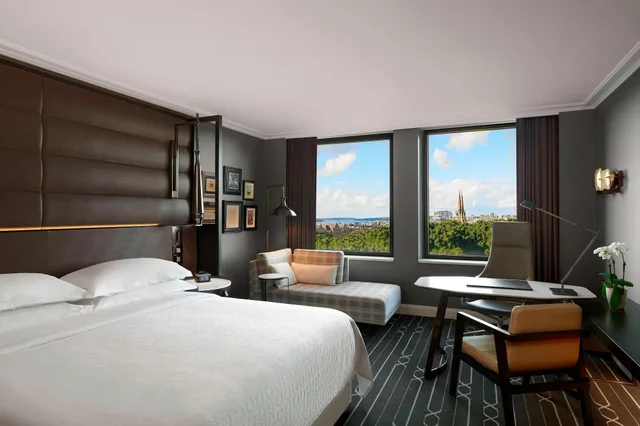غرفة غراند بسرير كينج بإطلالة على المتنزه، Sheraton Grand Sydney Hyde Park Ex Sheraton On the Park 2/5