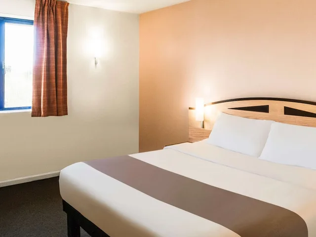 غرفة بسرير مزدوج، Chesterfield North - Barlborough 2/4
