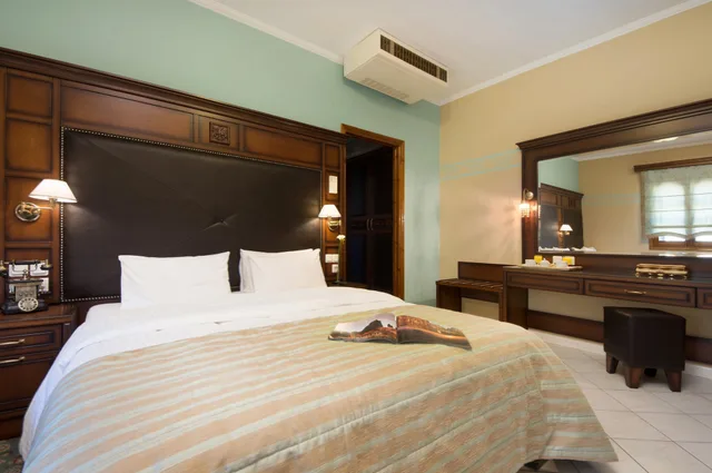 Family, Double and Twin Beds, Hotel Kastraki 3/4