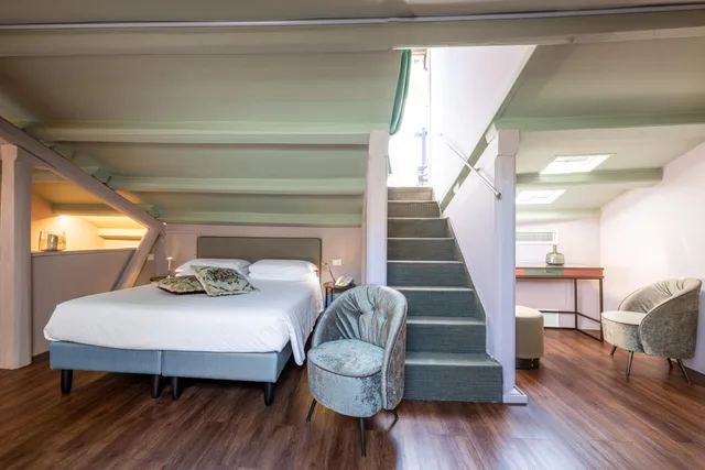 Deluxe, Double Bed, Two Extra Beds، Campiello Hotel 4/10