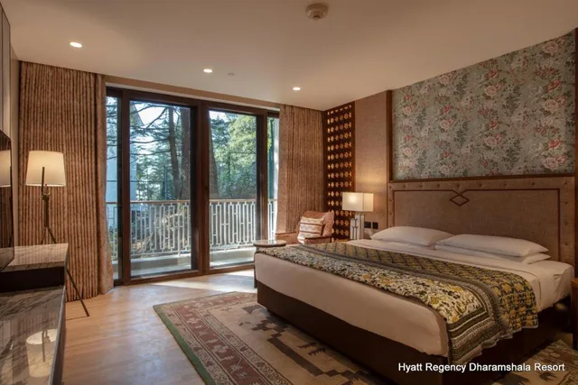 غرفة بسرير كينج بإطلالة على الحديقة، Hyatt Regency Dharmshala Resort 1/1