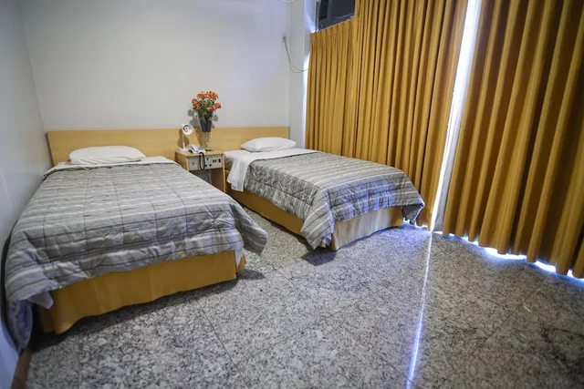 غرفة قياسية بسريرين منفصلين، Like U Hotel Brasilia 1/5