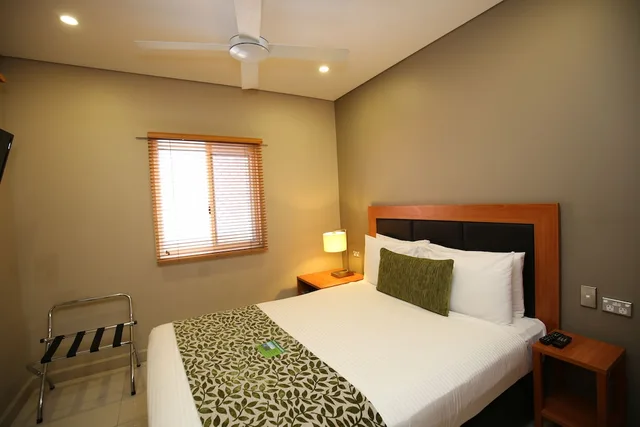 غرفة بريميير بسريرين كوين بغرفتي نوم بمطبخ صغير، Ela Beach Hotel And Apartments 2/3