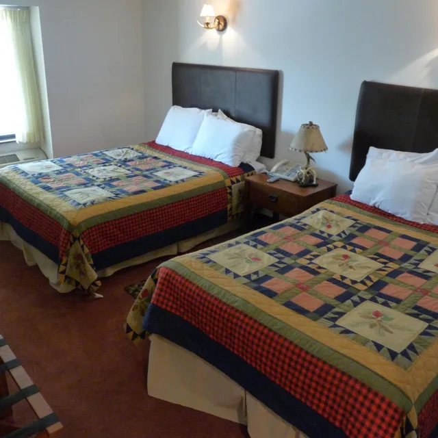 غرفة بسرير مزدوج، RiverBank Lodge 2/2
