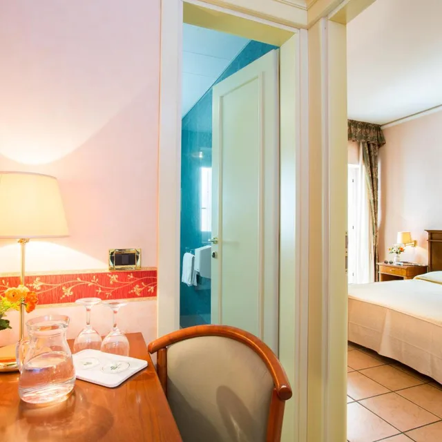 غرفة عائلية، Hotel Santa Lucia 8/9