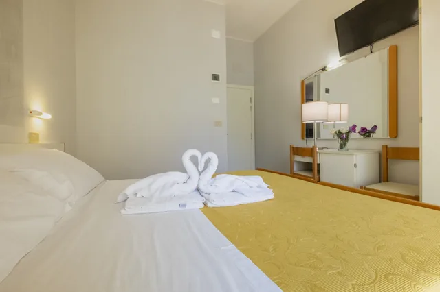 غرفة قياسية بسرير كوين، Hotel Giumer 2/7