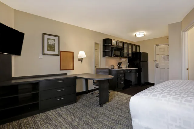 استوديو بسرير كوين، Candlewood Suites Indianapolis - South 2/5