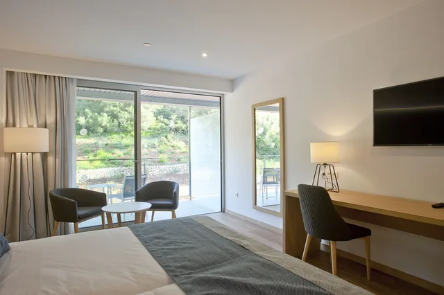 غرفة قياسية بسريرين منفصلين بشرفة، HOTEL 55 SANTO TOMAS 5/10