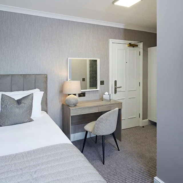 غرفة كلاسيكية مفردة، The Riverside, WorldHotels Distinctive 5/12
