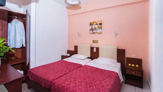 Apartment, Quadruple, Double and Twin Beds, Ground Floor, Ariadni Palace 2/6