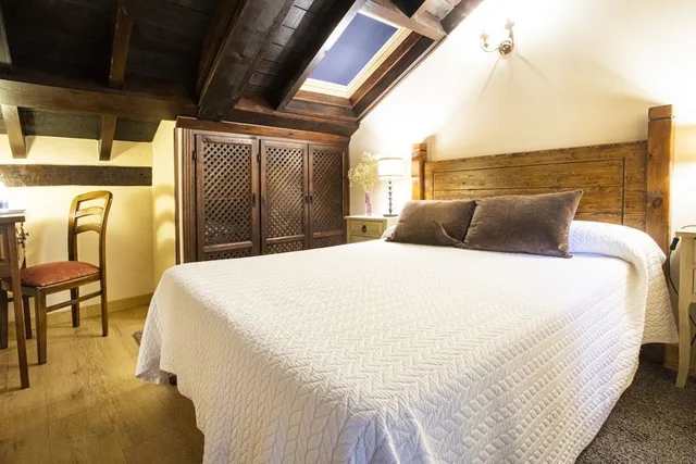 Economy, Double Bed, Attic، La Casona de Tresgrandas 3/8