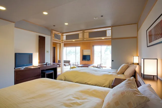 جناح جونيور بسريرين منفصلين وفرشتي فوتون بإطلالة على الحديقة، Fuji View Hotel 1/4