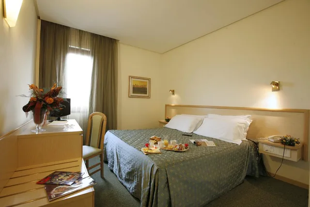 غرفة قياسية بسرير مزدوج، HOTEL BASSETTO 4/4