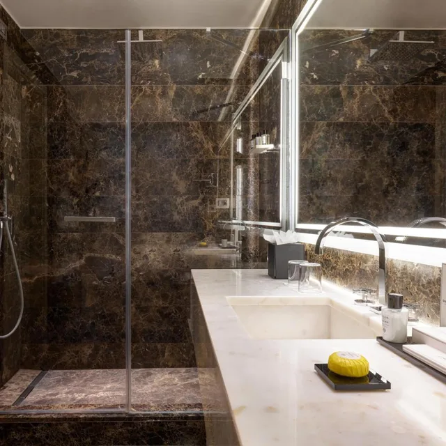 Spa Suite، The First Roma Arte 2/3