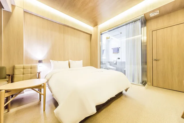 غرفة ديلوكس بسرير كوين، The Sangju Hotel Seoul 4/10