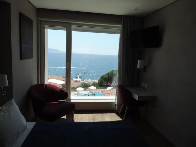 Bougainville Bay Hotel، ساراندا 46/78