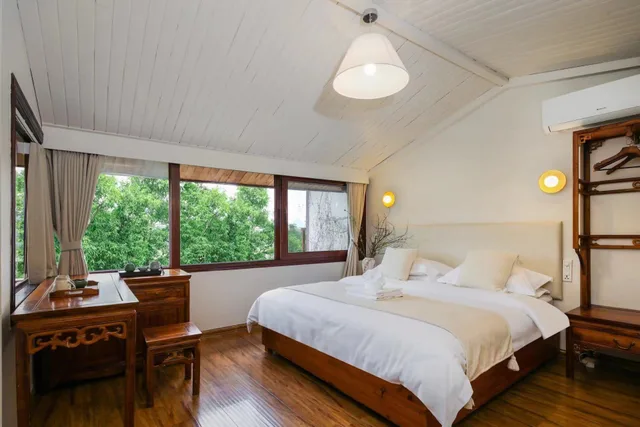 غرفة كومفورت بسرير كينج بإطلالة على النهر، Yangshuo River View Hotel 4/10