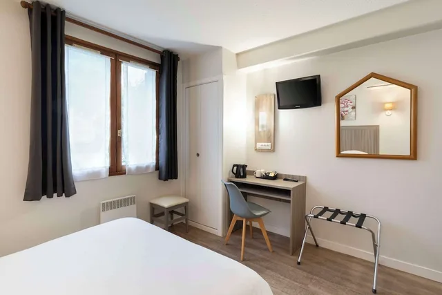 غرفة كومفورت بسرير كوين، Sure Hotel by Best Western Saintes 4/7