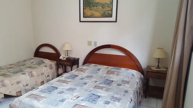 غرفة قياسية ثلاثية بسرير مزدوج وسرير فردي، Fenicia Palace Bauru 2/3