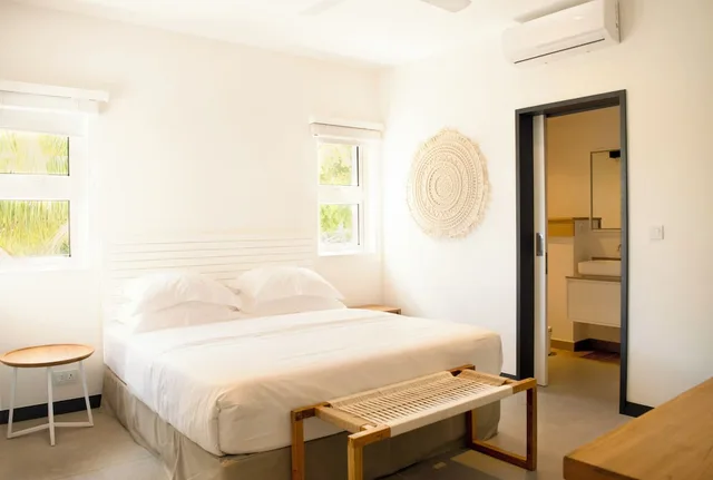 3 Bedrooms, Apartment, 3 Queen Beds, Beach Front، O Biches by Horizon Holidays 1/4