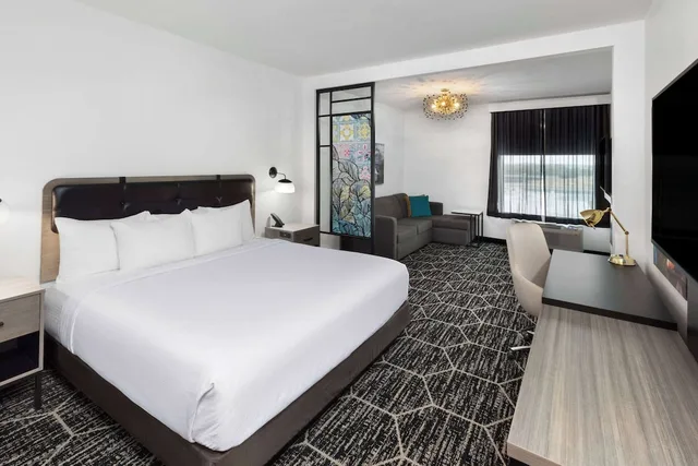 جناح بسرير كينج، La Quinta Inn & Suites by Wyndham Austin Parmer Tech Ridge 1/1