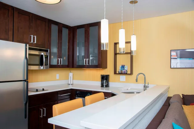 استوديو، RESIDENCE INN AKRON SOUTH/GREEN 4/4