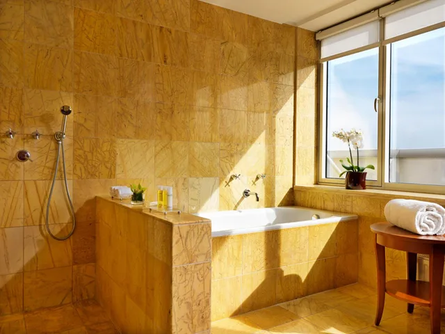 غرفة سوبيريور بسرير مزدوج، Regent Warsaw Hotel 3/4