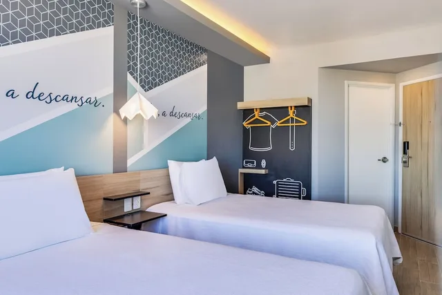Superior, Twin Beds, One Ciudad Juarez Alameda 3/7