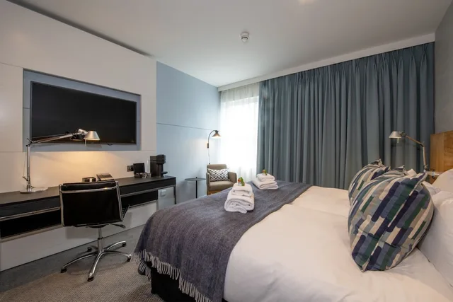 City, Twin Beds, Apex City 11/15