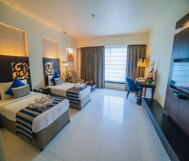 غرفة بريميوم بسريرين منفصلين، Barsana Hotel And Resort 1/5