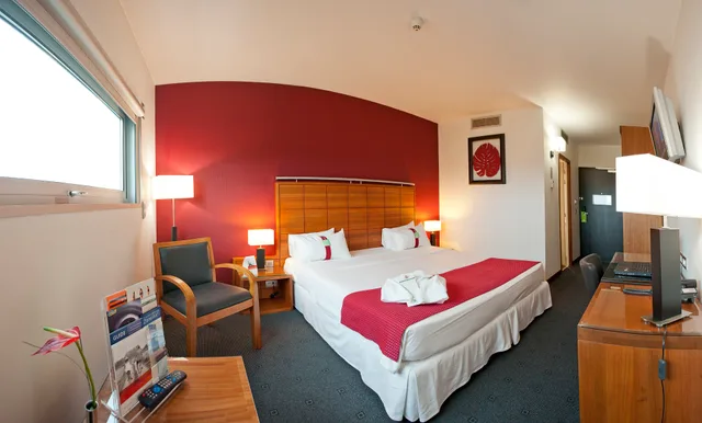 غرفة تنفيذية بسرير كينج، Holiday Inn Bordeaux Sud Pessac 2/4