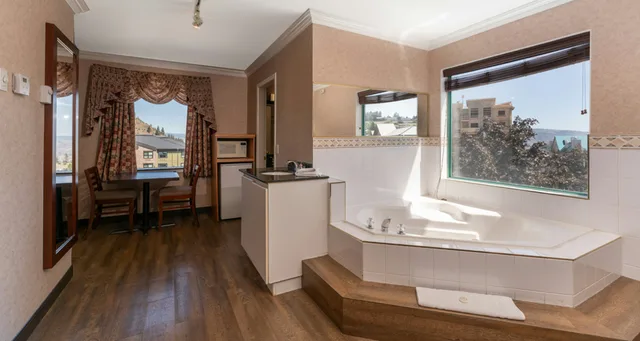 جناح بريميوم، Prestige Aberdeen Lodge Kamloops 4/4