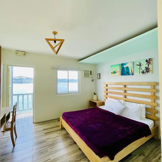 غرفة بسرير كينج بإطلالة على البحر، Coron Underwater Garden Resort 4/10