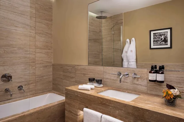 غرفة بريميوم بسرير مزدوج بإطلالة، Tivoli Palazzo Gaddi Firenze Hotel 4/4