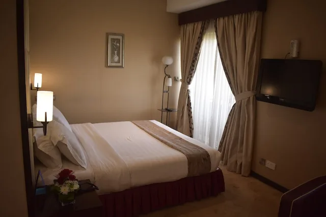 Standard, King Bed, Manhattan Avenue Hotel 3/5
