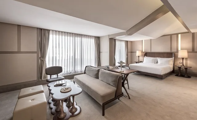 جناح جونيور بسرير كوين بشرفة، The Stay Nisantasi 3/4