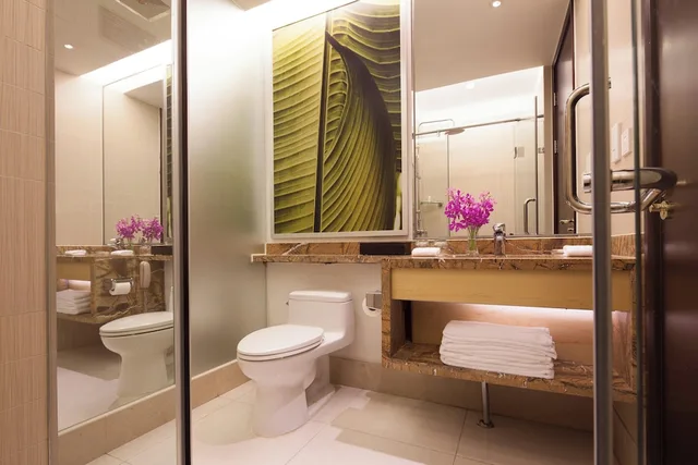 غرفة قياسية بسرير كينج بإطلالة على الحديقة، Holiday Inn Beijing Shijingshan Parkview 6/6