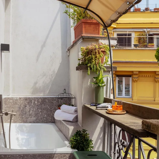Deluxe, Double Bed, Balcony, Separate Building، Concordia 7/9