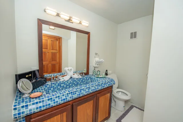 1 Bedroom, Sea Turtle, King Bed, Pool Side, Sea View, Sofa، Bella Vista Guesthouse Cabins 7/7