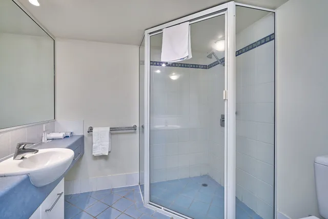 شقة بسرير كوين وسريرين منفصلين بغرفتي نوم، NORTH COVE WATERFRONT SUITES 2/2
