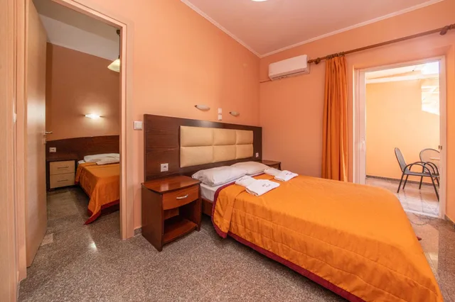 جناح عائلي، Kalias Hotel 1/5