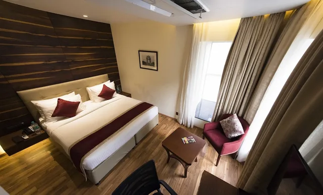 غرفة تنفيذية بسرير مزدوج، Hotel Connaught Royale 3/10