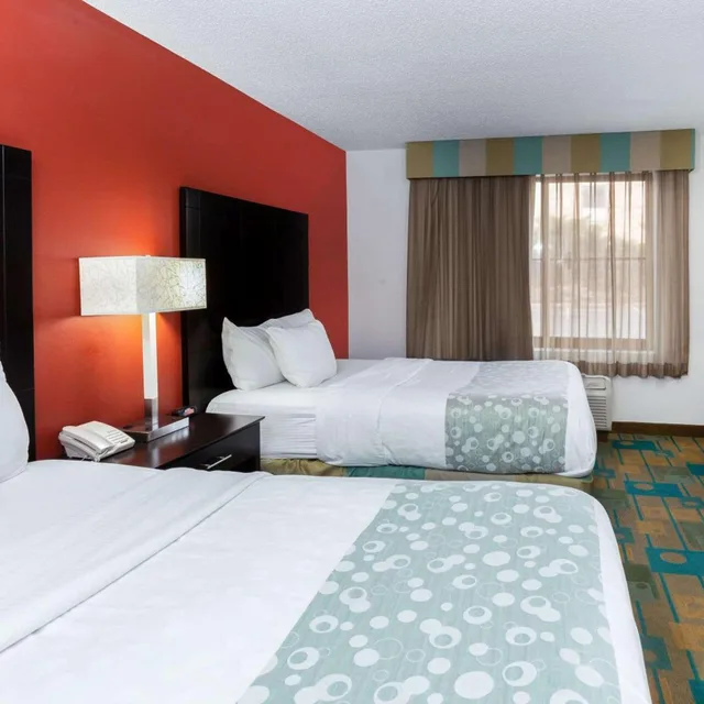 Executive, Suite, 2 Double Beds, La Quinta Inn Suites Milwaukee Glendale Bayshore 3/6