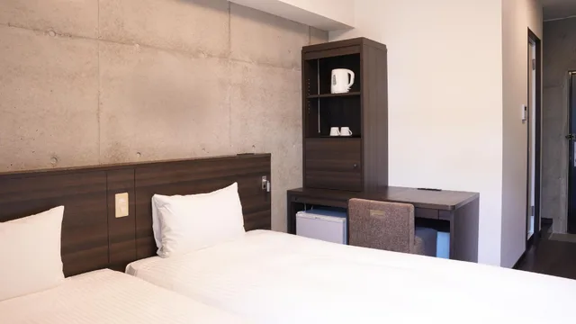 Room, Twin Beds, New Building، The Breakfast Hotel Porto Ishigaki 5/5
