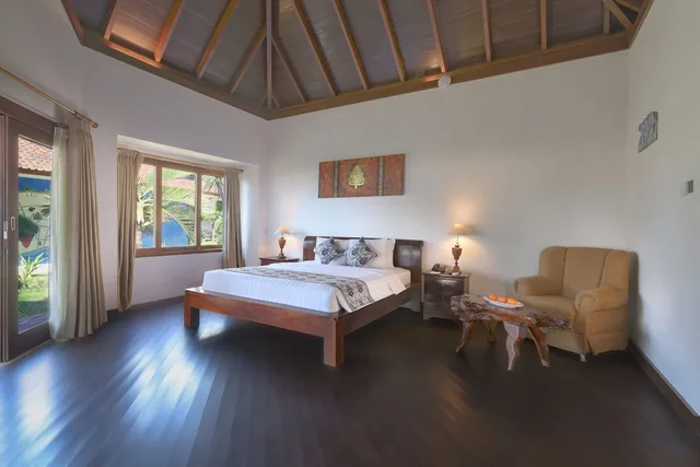 غرفة ديلوكس بسرير مزدوج، Royal Regantris Villa Karang 5/10