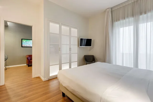 جناح جونيور بسرير كينج، Villa Maria Hotel and Spa 1/3