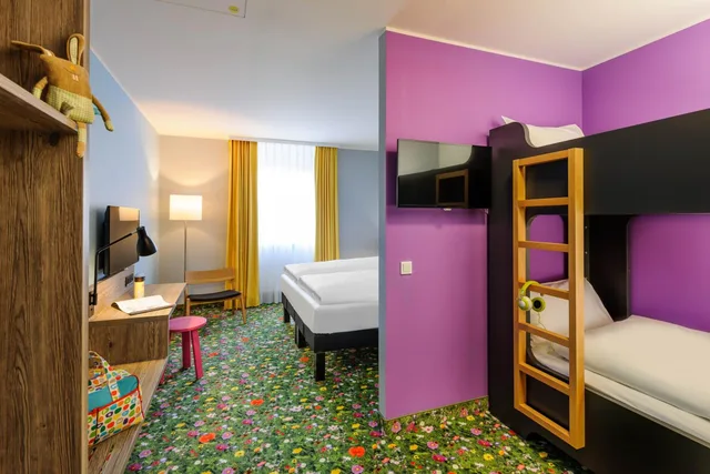 غرفة عائلية بسرير بطابقين، Felix Hotel Kaufbeuren 9/9